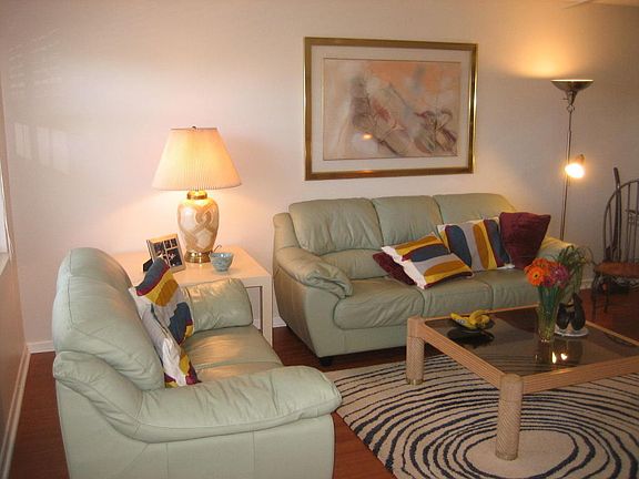 2nd image of 4053 Berkshire C