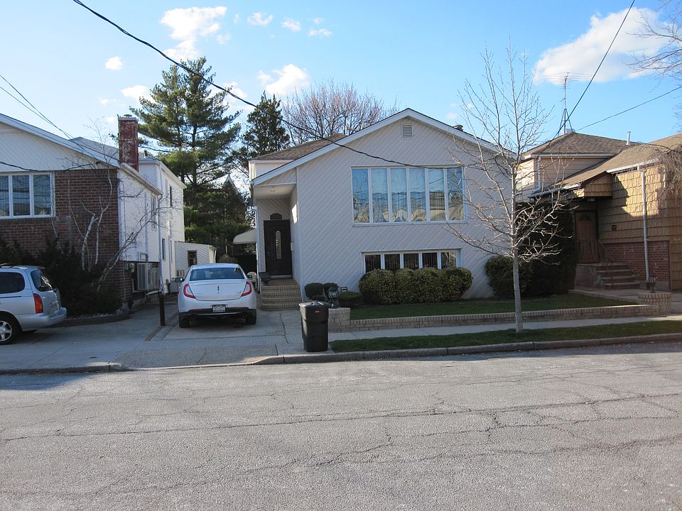 1st image of 2620 E 65th St