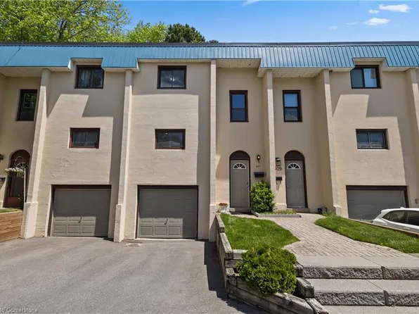 611 Francis Rd, Burlington, ON L7T 3X6