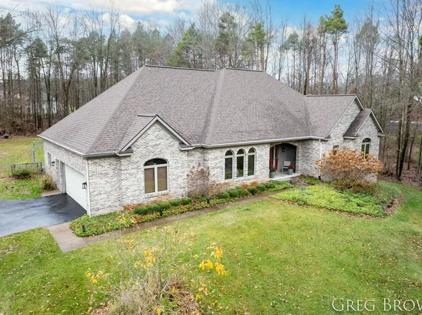 7519 Cherry Valley Ave SE, Caledonia, MI 49316