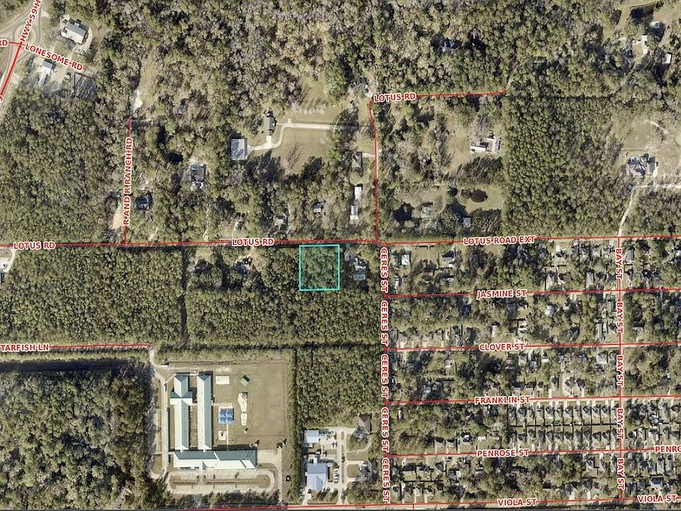 2nd image of 1720 Lotus Rd