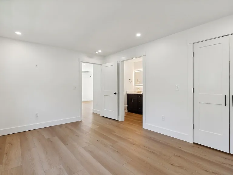 304.5 Maine St #2 — Photo 11