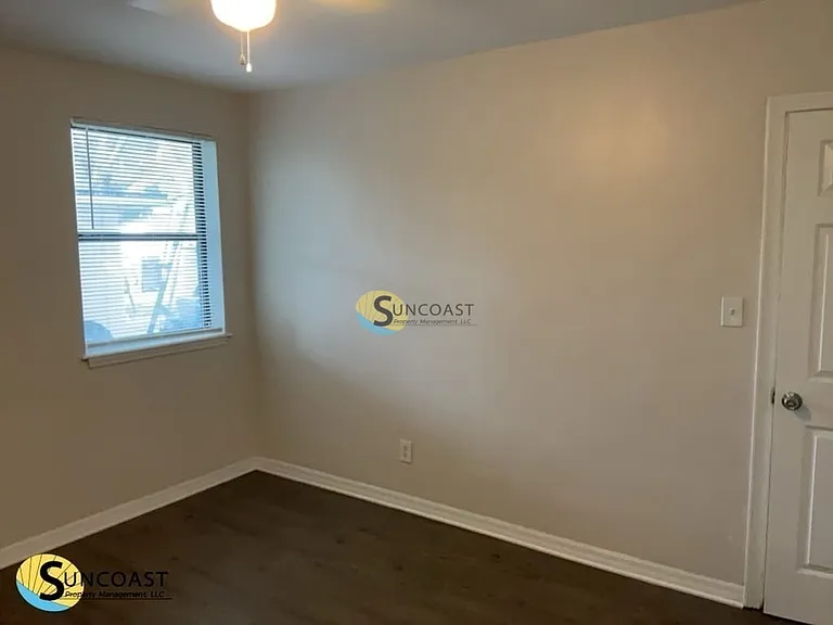 3721 Colebrooke Dr — Photo 32