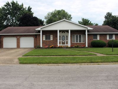 28 Manorhill Dr, Clinton, IL, 61727