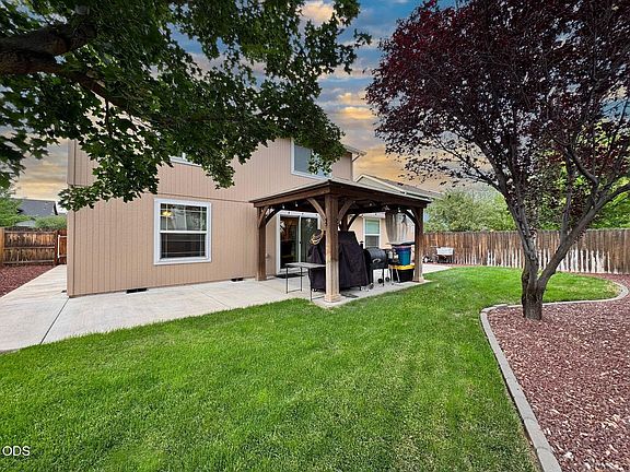 2nd image of 3028 SW Indian Pl