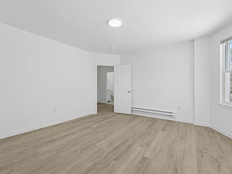 127 W Seymour St #1 — Photo 15