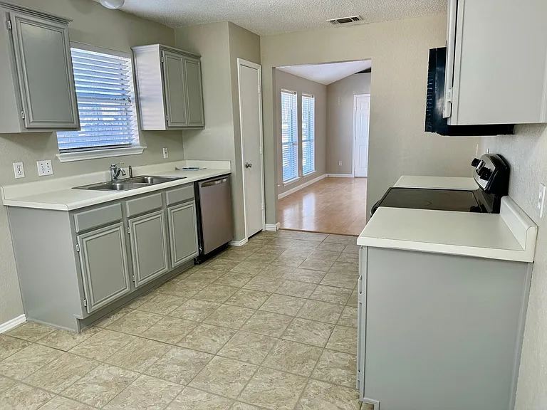 6125 York River Dr — Photo 6