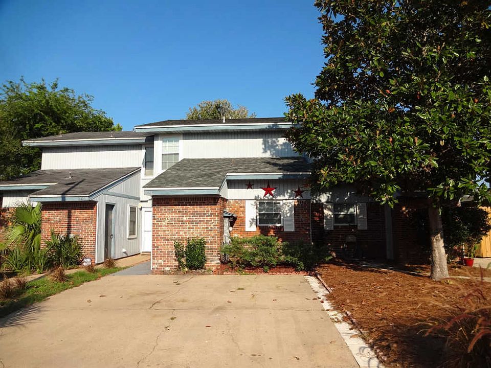 1st image of 224 Indian Oaks Dr #224