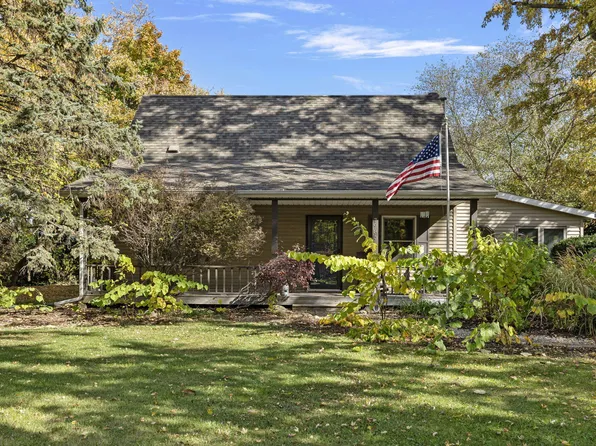 7985 Stevensville Baroda Rd, Baroda, MI 49101