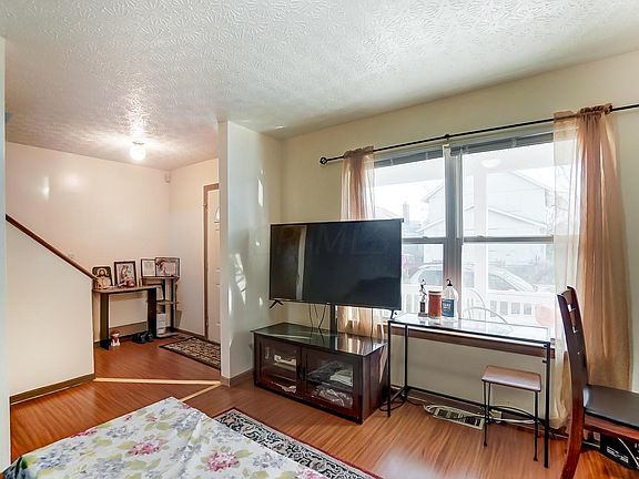 5th image of 49 N Schultz Ave