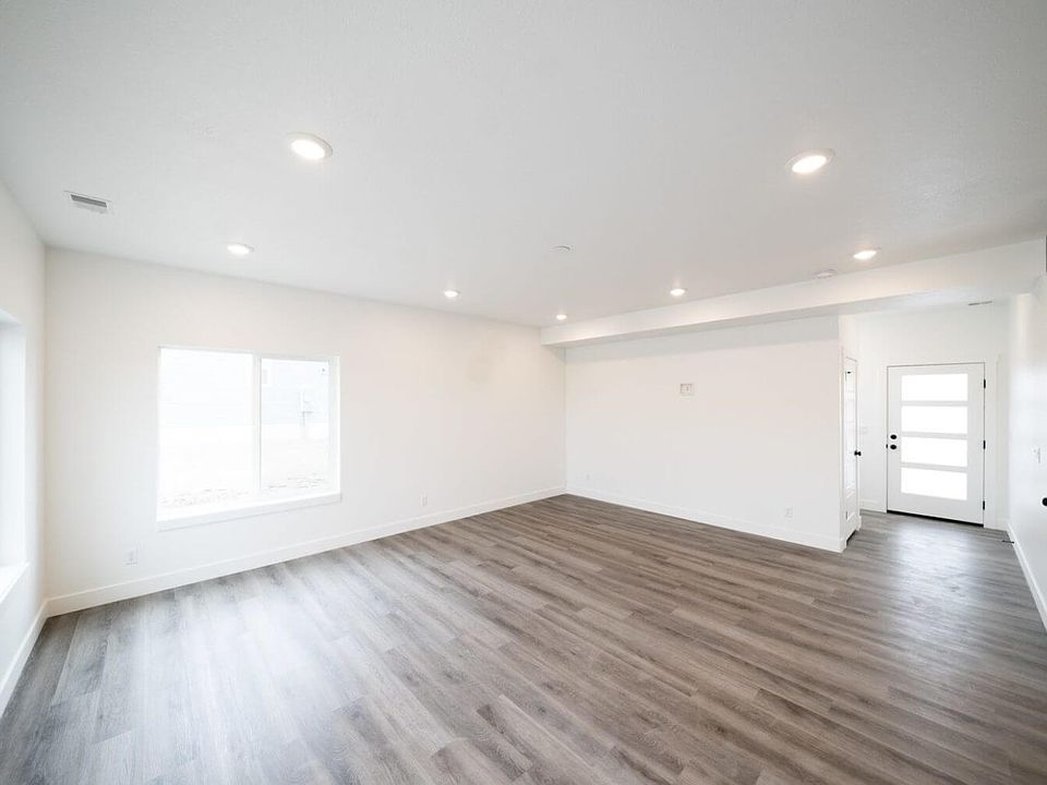 Norfolk Plan, Build on Your Lot Bonneville County OLO Builders