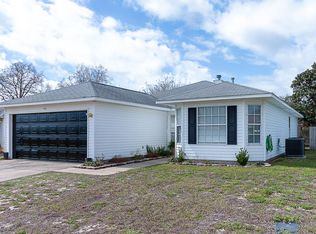 46 Stowe Rd, Mary Esther, FL 32569
