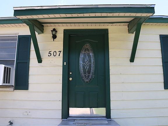 4th image of 507 Woodrow Jackson Dr