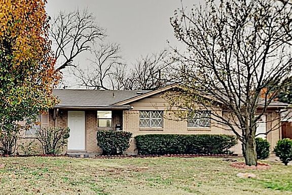 2nd image of 608 Town North Dr