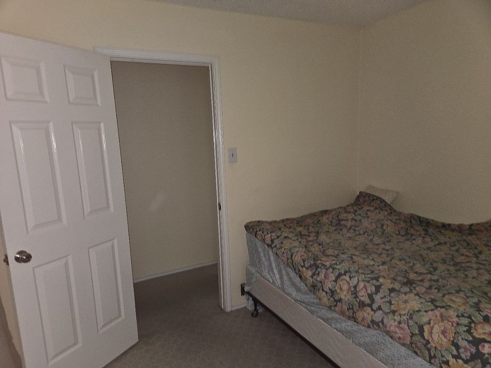 1st image of 1000 Fairlawn St