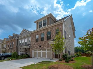 270 Mahone Dr, Lilburn, GA 30047