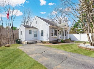 415 Pond St, Uxbridge, MA 01569