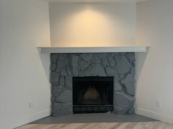 7820 Mayfair Dr APT D, Anchorage, AK 99502