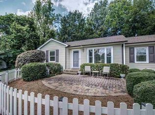 203 Lakeview Cir, Clinton, MS 39056