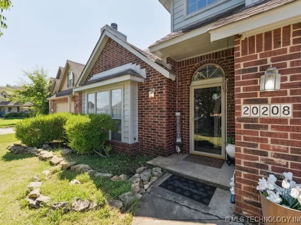20208 E 37th St S, Broken Arrow, OK 74014