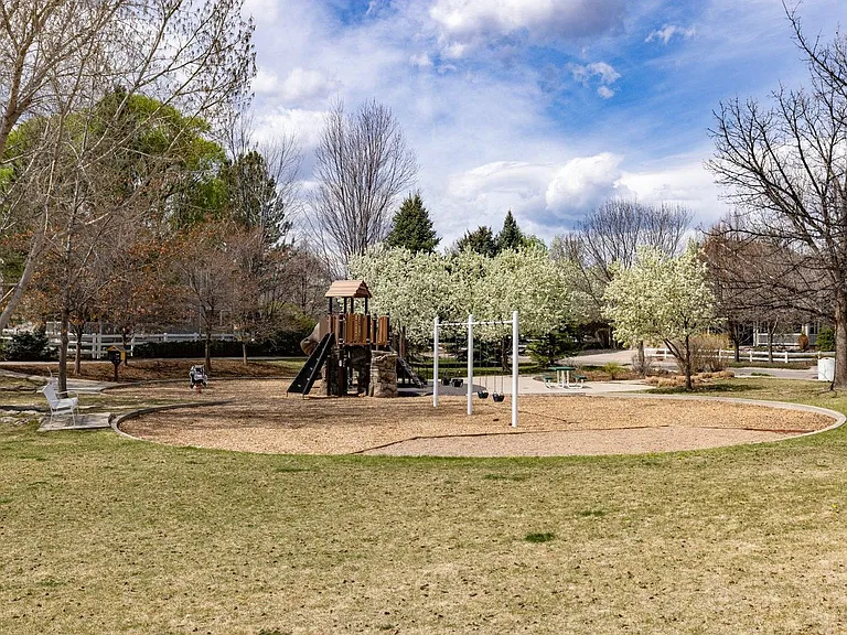 640 Gooseberry Dr #903 — Photo 25