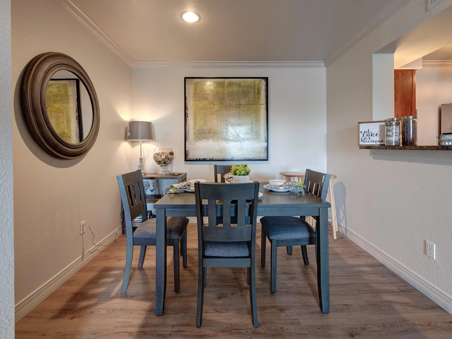 2025 E Campbell Ave — Photo 3