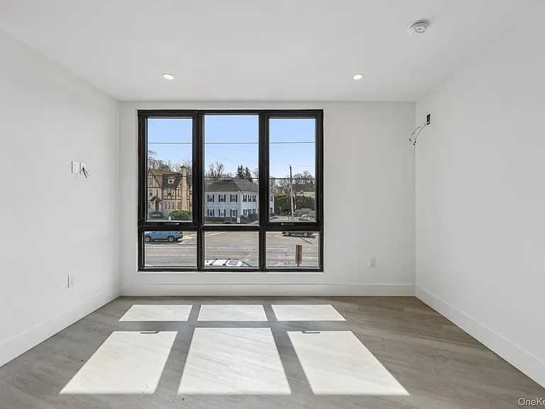 325 Manville #201 — Photo 27