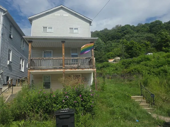 943 Fronheiser St, Johnstown, PA 15902