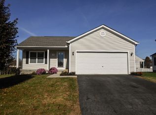 392 W Hunters Dr, Newark, OH 43055