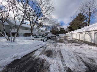 78 Winding Brook Dr, South Burlington, VT 05403
