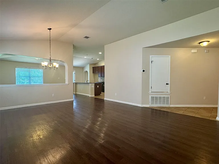 2112 Craig Patrick Way — Photo 9