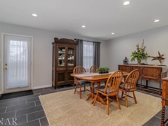 4th image of 610 Havens Dr