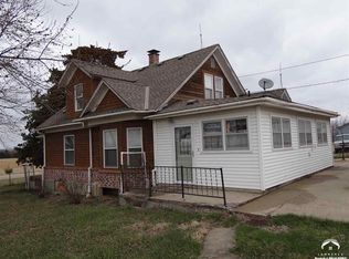 11690 Ferguson Rd, Ozawkie, KS 66070