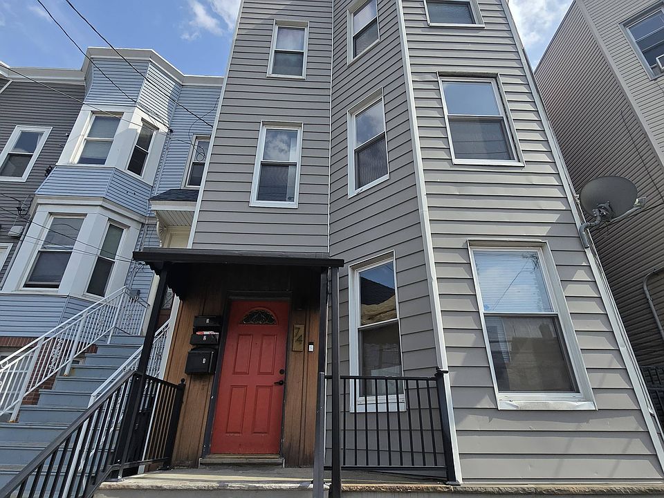 1st image of 74 Baldwin Ave Floor 2