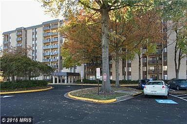1st image of 6001 Arlington Blvd APT T17