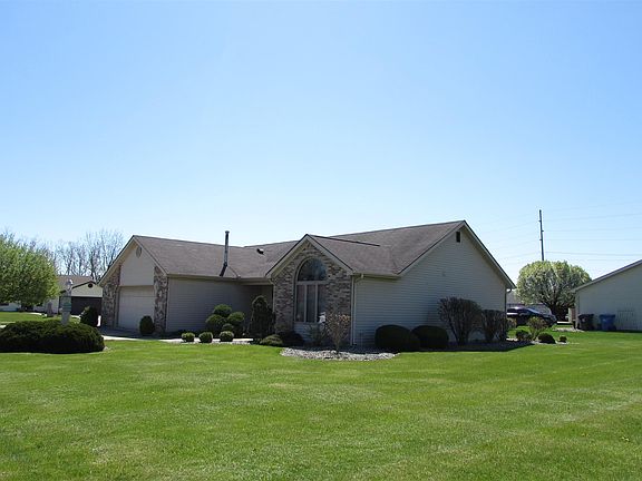 3rd image of 237 Claiborne Dr