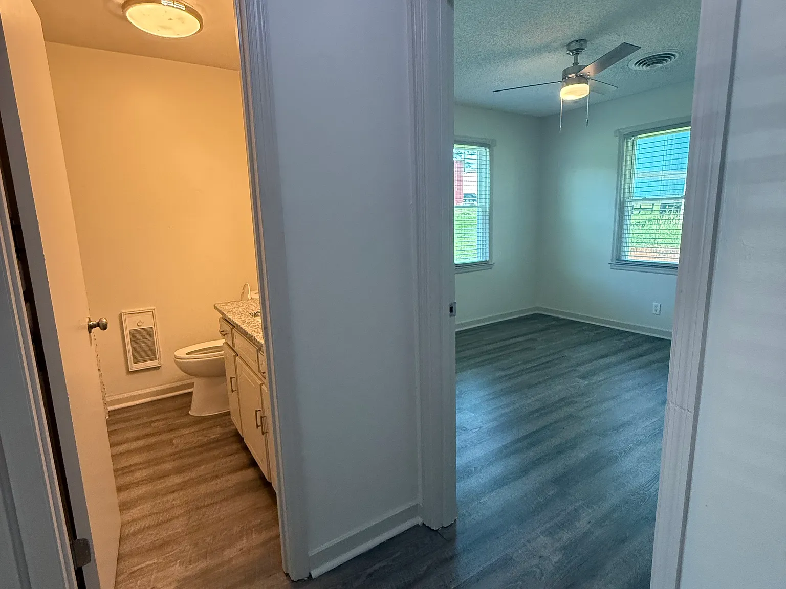 2 bed, 820 sqft, $1,500 — Photo 2