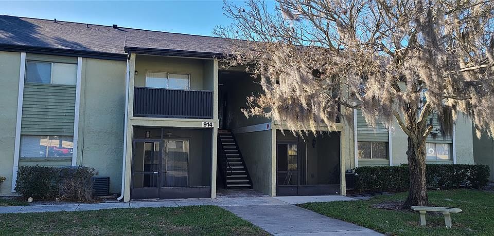 1st image of 914 Lake Destiny Rd Unit D