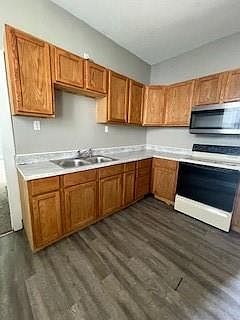 4th image of 3221 Mitchell Ave