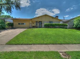 1904 W 11th St, Irving, TX 75060