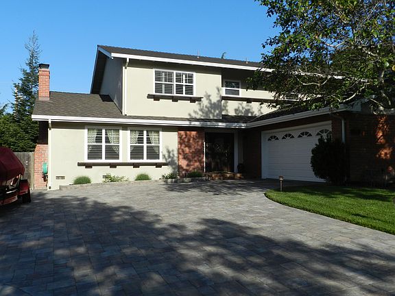 2nd image of 104 Camino Del Cerro