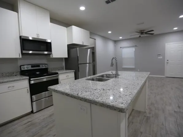 1404 W Heritage Dr #2, Pharr, TX 78577