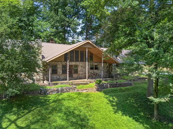 3510 Blackburn Hill Dr, Cookeville, TN 38501