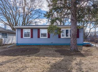 2827 W 13th St, Davenport, IA 52804