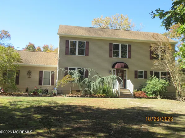 30 Pinewood Road, Howell, NJ 07731