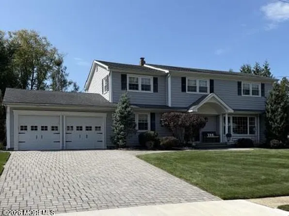 3 Calgary Circle, Morganville, NJ 07751