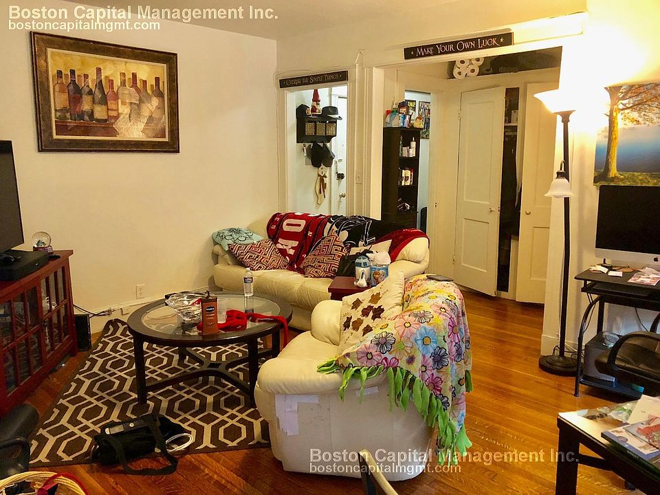 2nd image of 88 Washington St APT 011