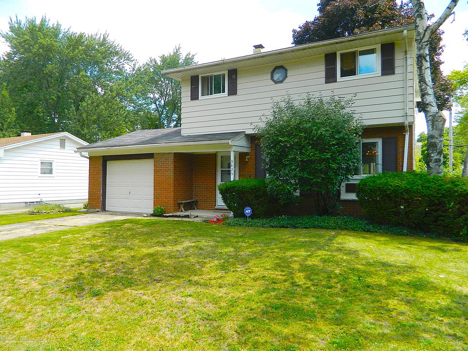 1st image of 3825 Stratford Ave