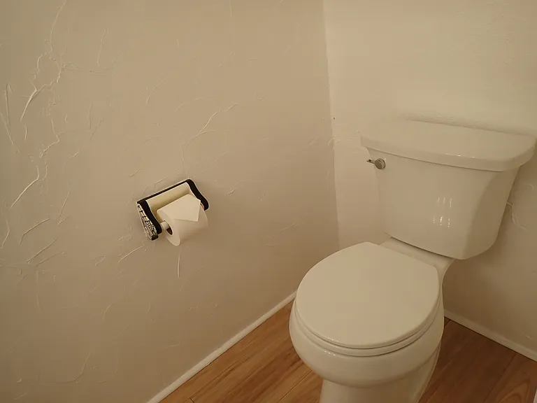 10156 Holburn Dr — Photo 15