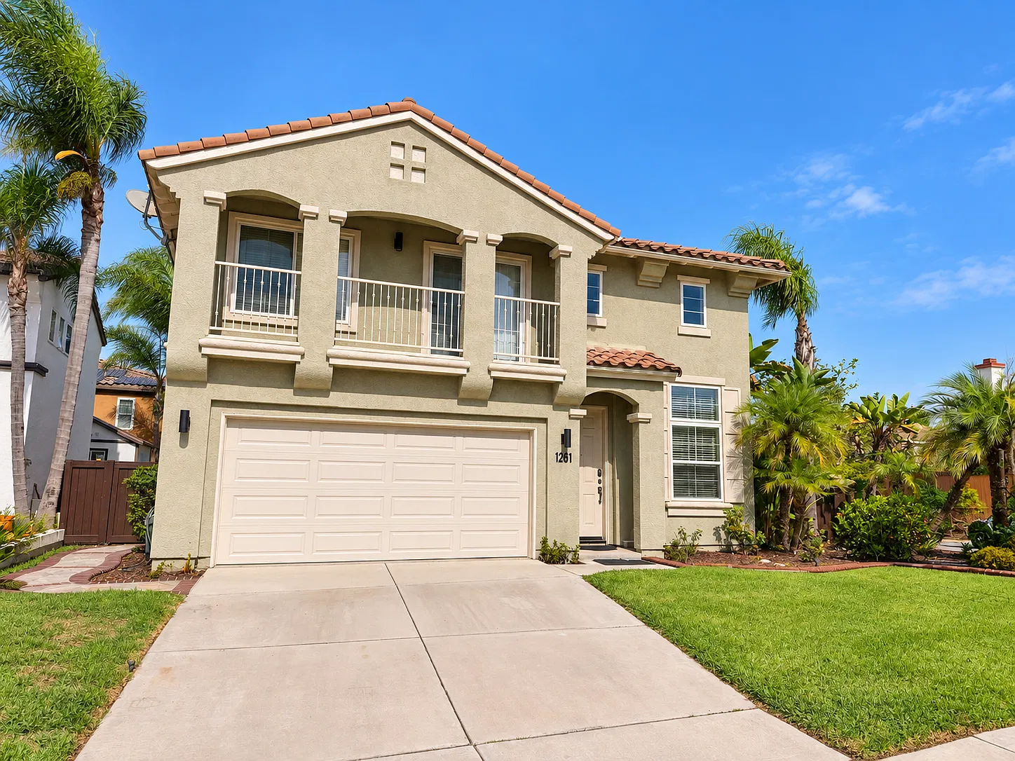 3 bed, $4,250 — Photo 2